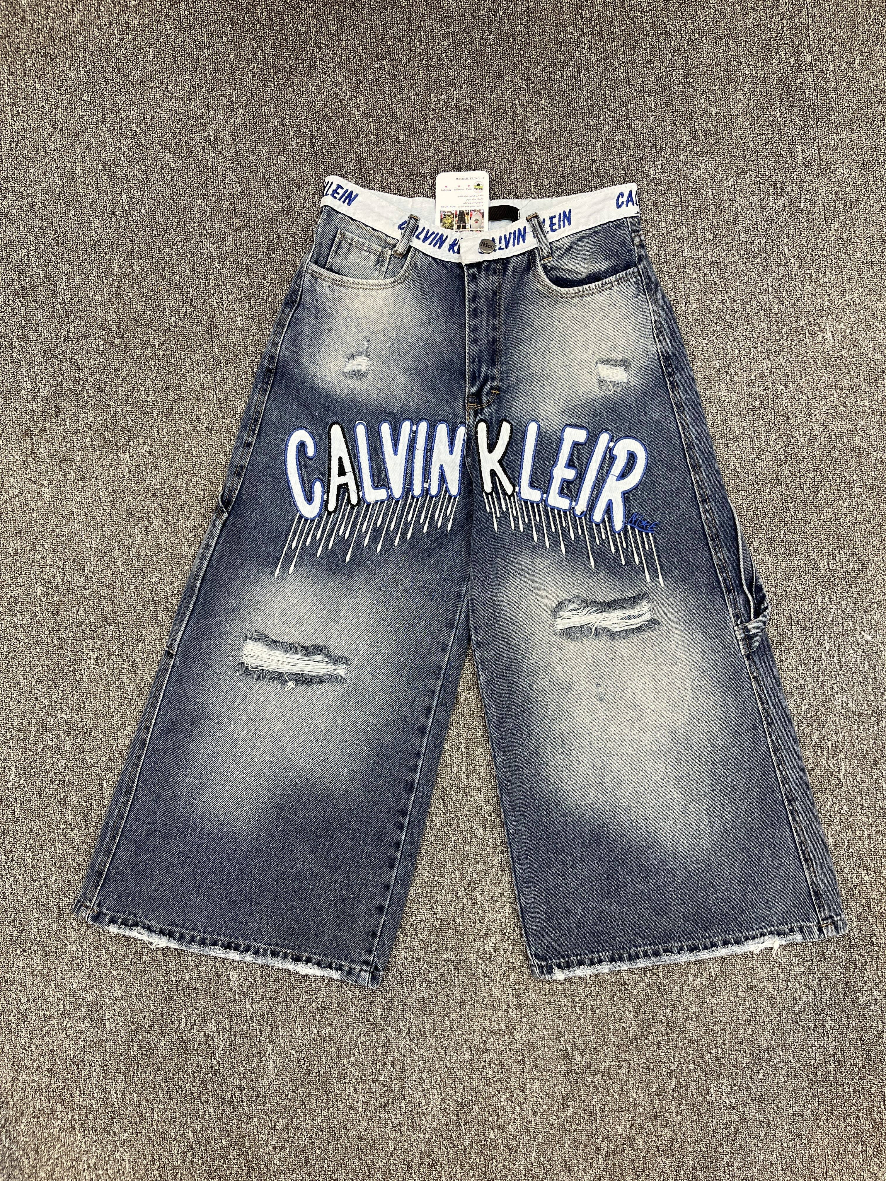 جورتس کارپنتر CALVIN KLEIR